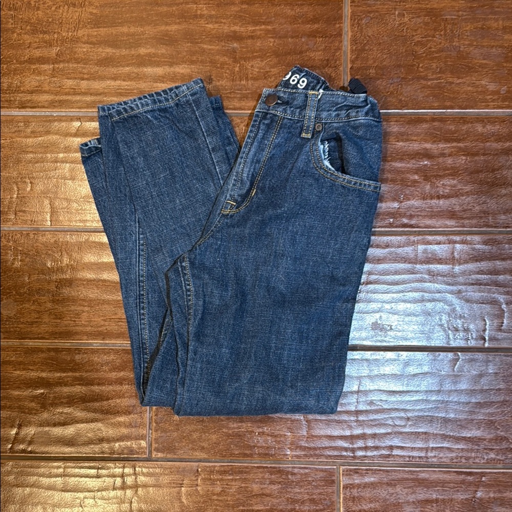Classic Blue Straight-Leg Jeans with Medium Wash
